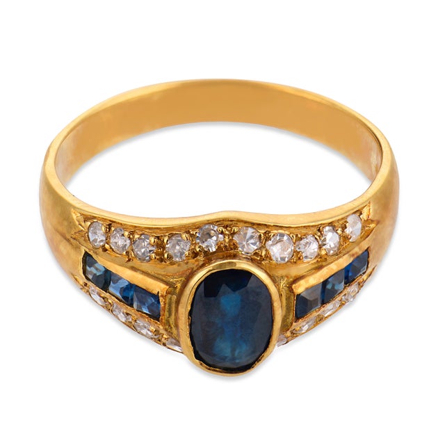 Contemporary Vintage Sapphire Diamond 18k Yellow Gold Ring, Size 5.25 For Sale - Image 3 of 6
