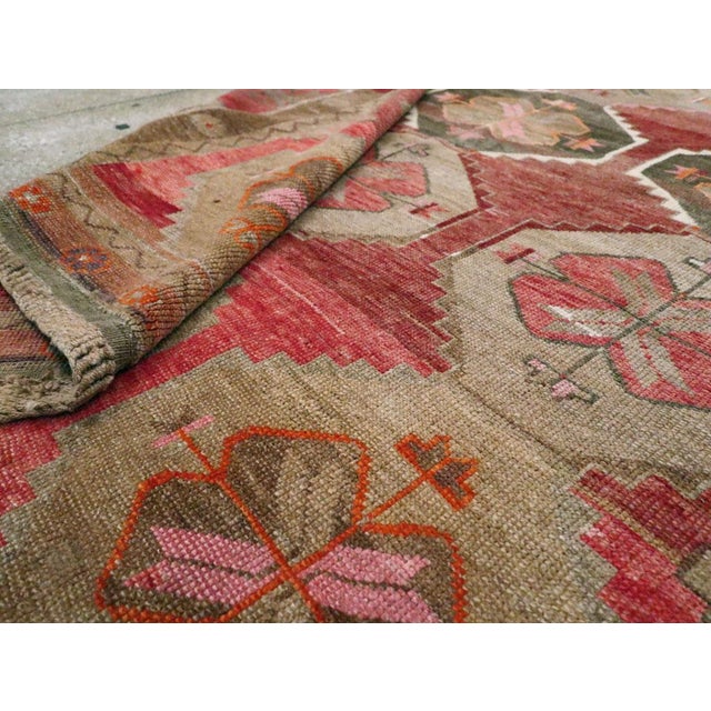 Galerie Shabab Collection Mid-20th Century Handmade Turkish Anatolian Room Size Gallery Carpet For Sale - Image 10 of 10