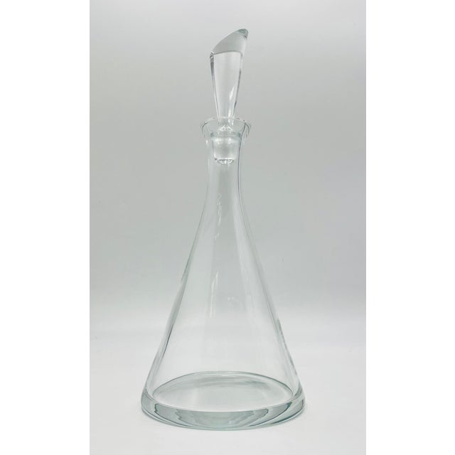 Transparent Modernist Clear Crystal Decanter W/ Sculptural Stopper, Minimalist Barware For Sale - Image 8 of 12