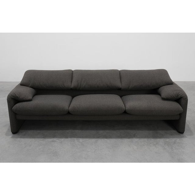 Cassina Three-Seat Sofa by Vico Magistretti for Cassina, Italy, 1990s For Sale - Image 4 of 18