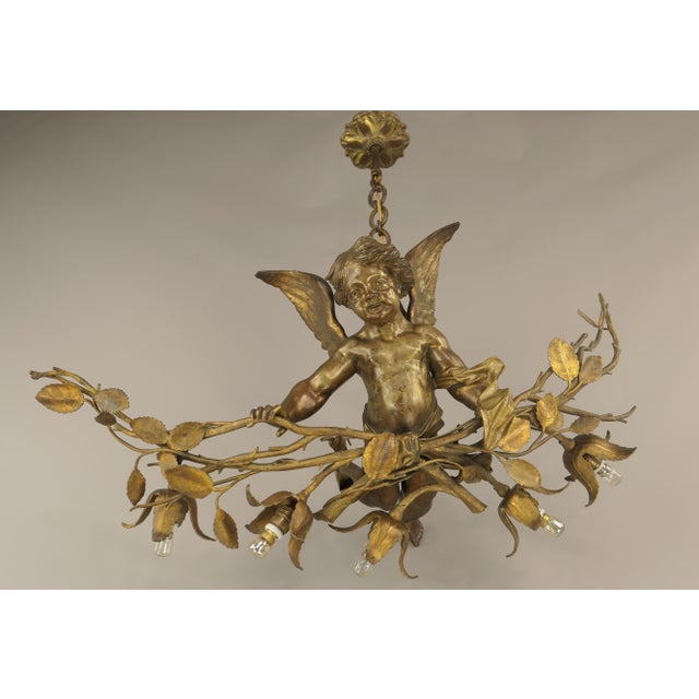 A remarkable work. 13.5 kg massive, fire-gilded bronze with original, old patina. Handcrafted. European Plug (up to...