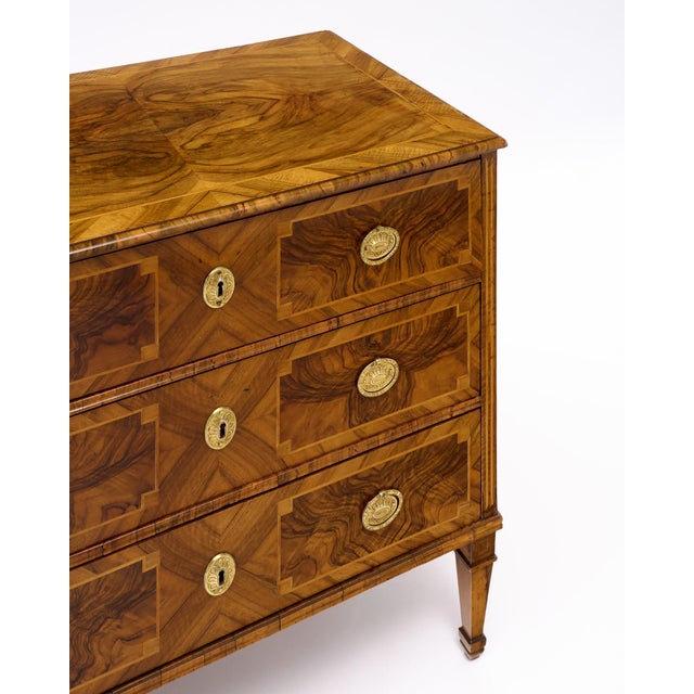 Italian Neoclassical Walnut and Marquetry Three-Drawer Commode For Sale - Image 4 of 9