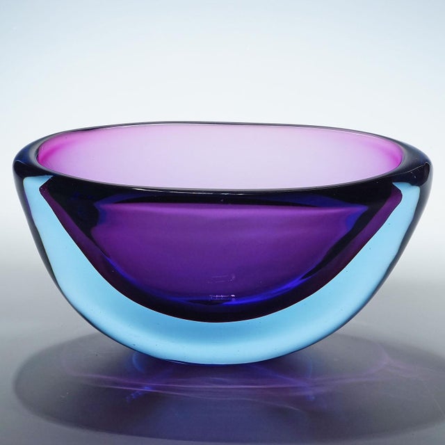 Large Art Glass Bowl by Flavio Poli for Seguso Vetri d'Arte 1950s For Sale - Image 6 of 8