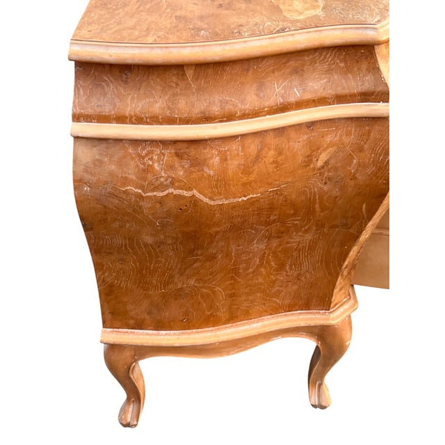 Mid 20th Century Pair Bombe Burl Wood Commodes Italy For Sale - Image 9 of 18