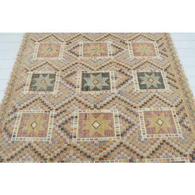 Textile Mid 20th Century Denizli Natural Colored Kilim Rug For Sale - Image 7 of 13