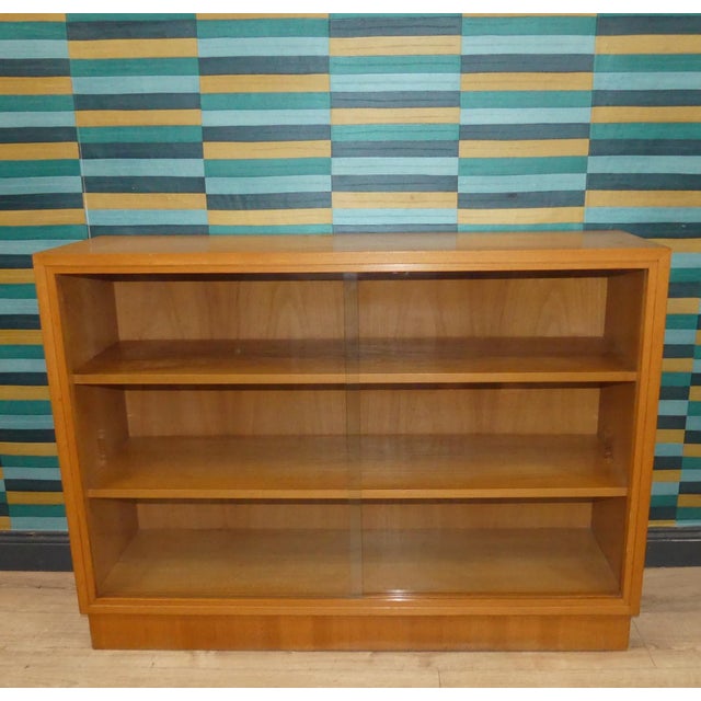 Display Cabinet in Elm and Glass, 1960s For Sale - Image 16 of 16