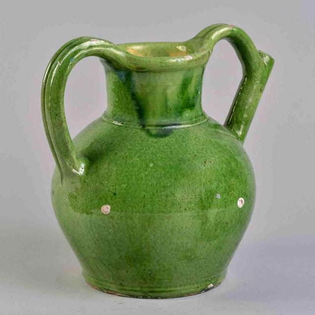 1910s Early 20th Century French Green Glaze Confit With Spout Handle For Sale - Image 5 of 10