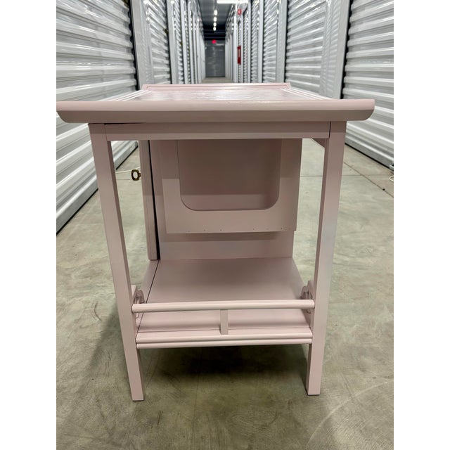 Rare Pink Chinoiserie Pagoda Style Nightstand/Accent Table by Thomasville For Sale - Image 11 of 12