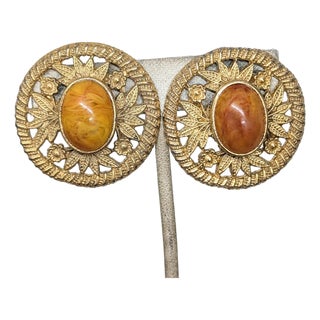 Vintage 1980s Signed Les Bernard Round Goldtone Cabochon Faux-Agate Clip Earrings-2 Pieces For Sale