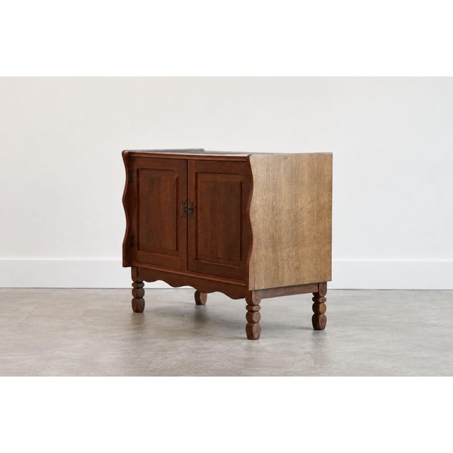 Mid 20th Century Pair of Danish Oak Cabinets Attributed to Henning Kjærnulf, Denmark, C. 1960s For Sale - Image 5 of 10