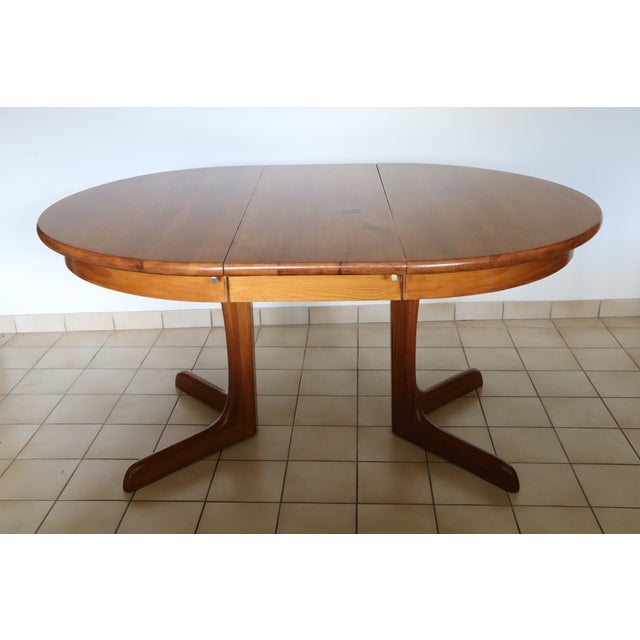 Extendable Round Table in Wood, 1970s For Sale - Image 14 of 17
