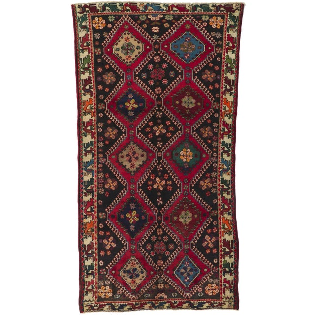 Red Vintage Persian Shiraz Rug - 05'02 X 09'11. For Sale - Image 8 of 11