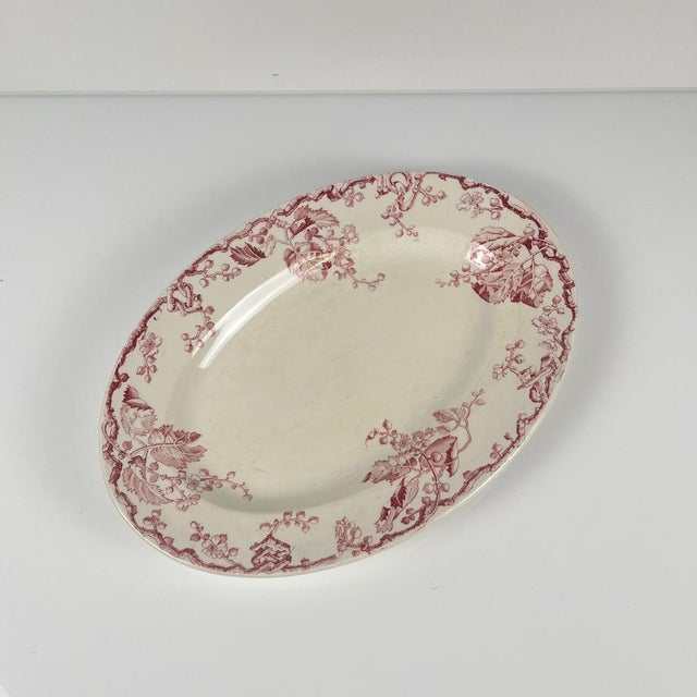Oval platter, KG Lunéville, ironstone, "Fontainebleau" pattern, pink, 19th century Dimensions: 31 x 22 cm Height: 3 cm...