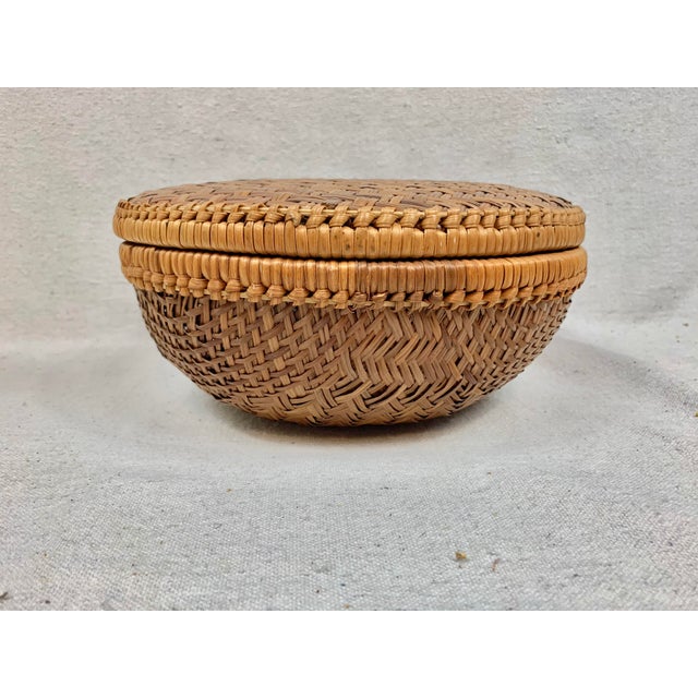 Vintage Round Lidded Basket Chairish