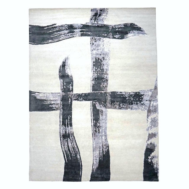 Condition: New Origin: India - Nepal Design: Modern Faye Actual size: 9'1" x 12'3" Thickness: 3/8" Colors: Light Grey,...