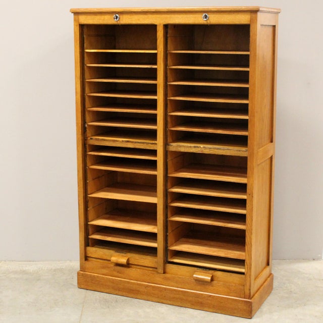 Vintage Filing Cabinet in Oak, 1920s For Sale - Image 6 of 15