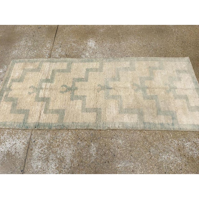 Galerie Shabab Collection Mid-20th Century Turkish Anatolian Throw Rug For Sale - Image 4 of 8