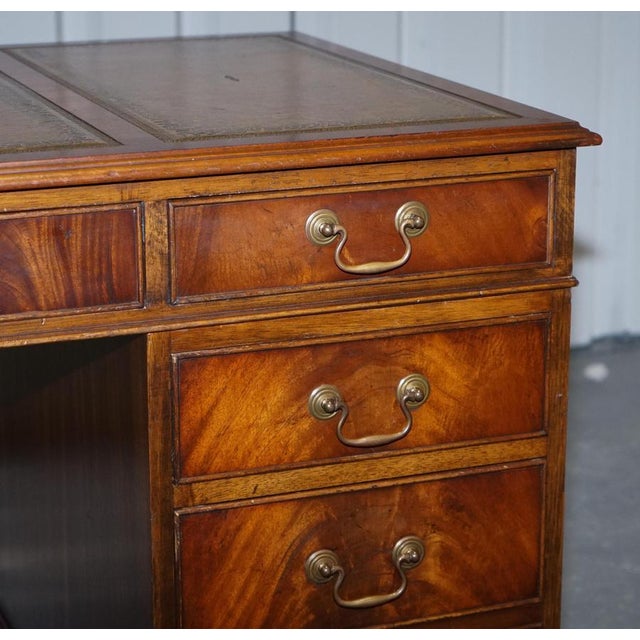 Vintage Pedestal Desk with Hunter Green Leather by Bevan Funnell For Sale - Image 17 of 18