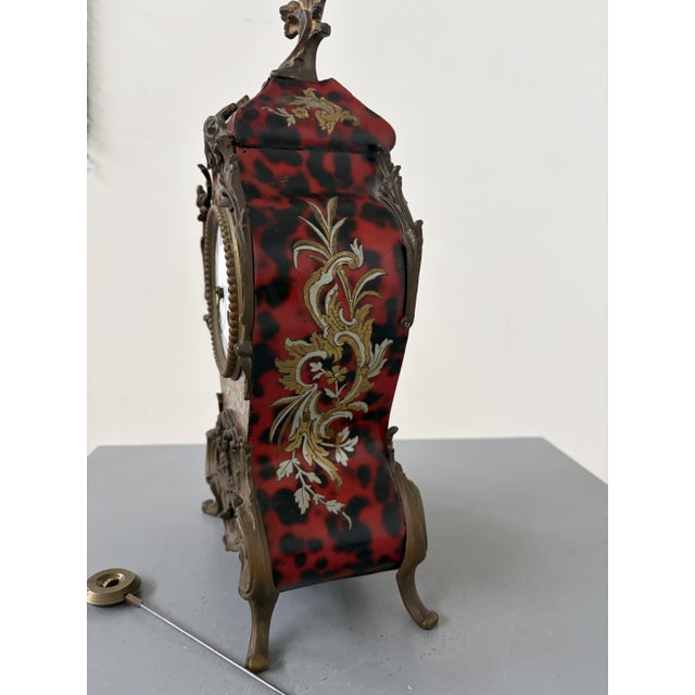 Louis XV Mantel Clock in Faux Tortoiseshell by Wilhelm Kienzle, 1940 For Sale - Image 9 of 14