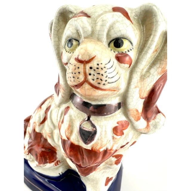 English Vintage English Traditional King Charles Spaniel Porcelain Dog Figurine For Sale - Image 3 of 11