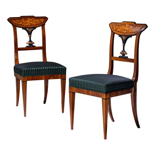 Pair of Neoclassical Chairs, Southern Germany, circa 1815 For Sale