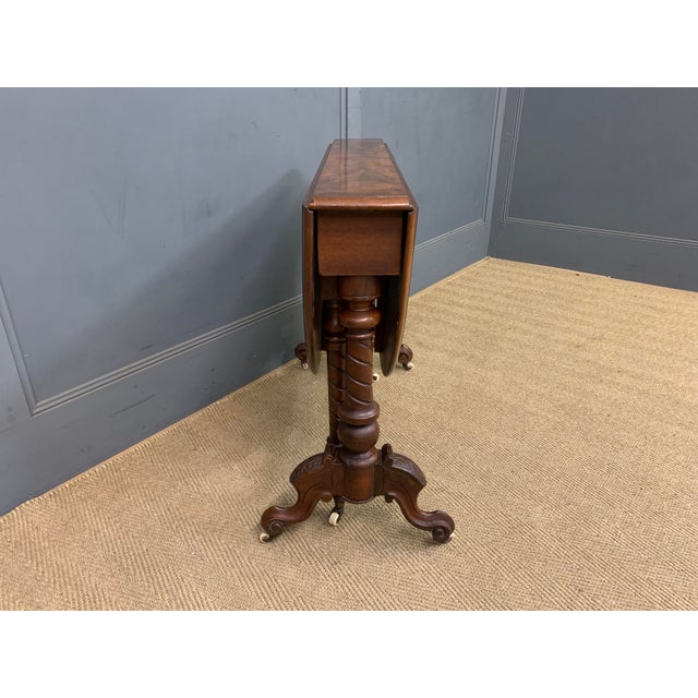 Large Victorian Burr Walnut Sutherland Table, 1870 For Sale - Image 9 of 10