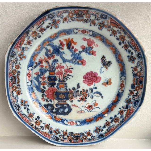Antique 18th Century Chinese Export Porcelain Octagonal Plate Decorated With Vases, Peonies and Butterflies For Sale - Image 11 of 11