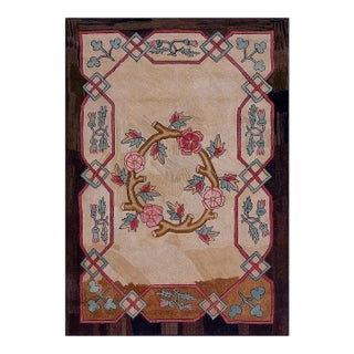 1930s Tan Beige Floral Folk Art Antique American Hooked Rug 5'9" X 8'6" Handknotted Wool Carpet For Sale