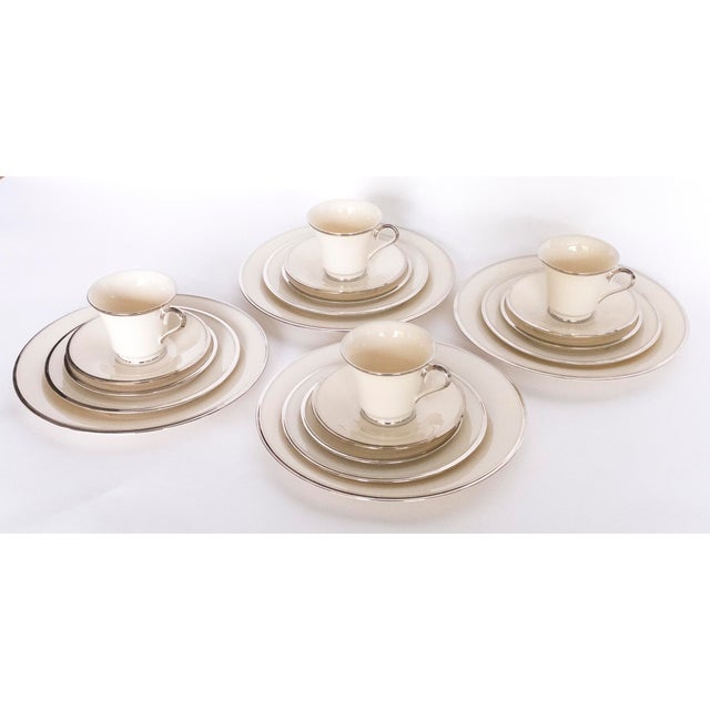 Lenox Solitaire Pattern China Dinnerware Service for 4 (20 Piece
