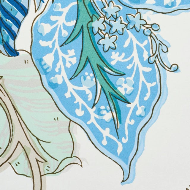 Contemporary Schumacher Indian Arbre Wallpaper in Peacock & Emerald For Sale - Image 3 of 6