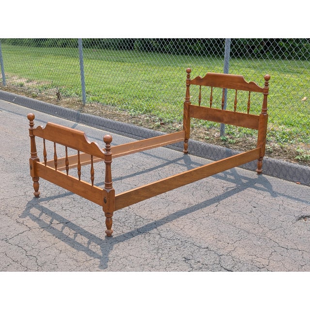 Mid 20th Century 1980s Ethan Allen Heirloom Collection Traditional Cannonball Solid Maple Twin Spindle Bed Frame For Sale - Image 5 of 9