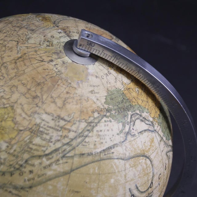 Silver French Illuminated Globe, 1940s For Sale - Image 8 of 15