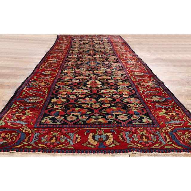 Late 19th Century Persian Bakhtiari Rug, 05'00 X 14'06 For Sale - Image 9 of 10