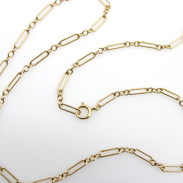 Late 19th Century Victorian 14k Gold 28.5” Paperclip Link Variation Chain For Sale In Los Angeles - Image 6 of 7