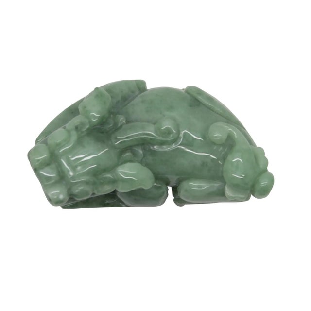 Chinese Hand Carved Natural Jade Feng Shui Lucky Pixiu Figure Pendant For Sale In San Francisco - Image 6 of 7