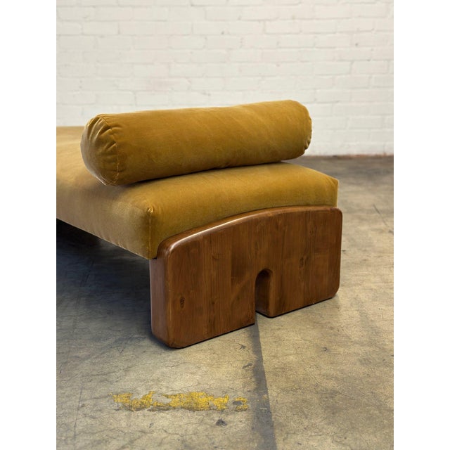 Not Yet Made - Made To Order La Media Luna Daybed For Sale - Image 5 of 12