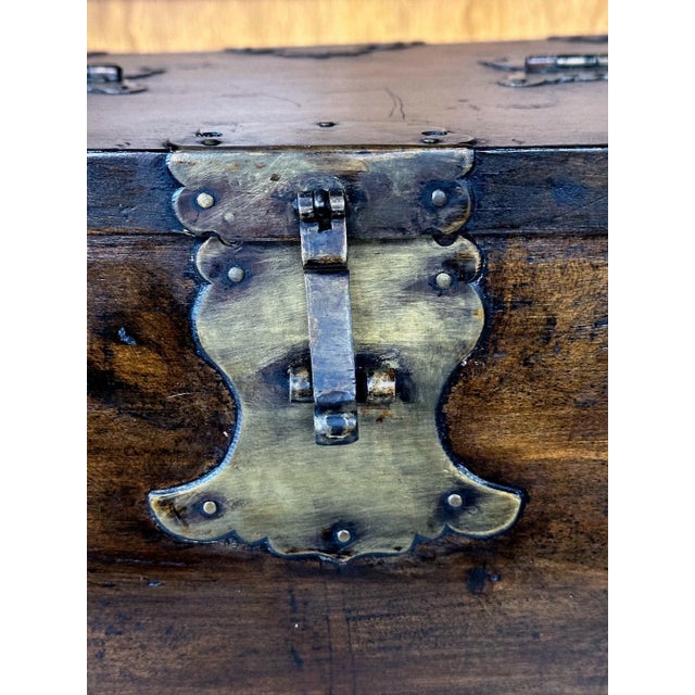 Asian Antique Antique Korean Small Wood Box Joseon Dynasty For Sale - Image 3 of 12