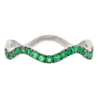 Zambian Emerald Stackable Wave Band Size 5.5 in 14k Solid Gold For Sale