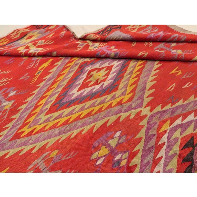 Galerie Shabab Collection Mid-20th Century Handmade Turkish Flatweave Kilim Large Room Size Carpet For Sale - Image 10 of 10