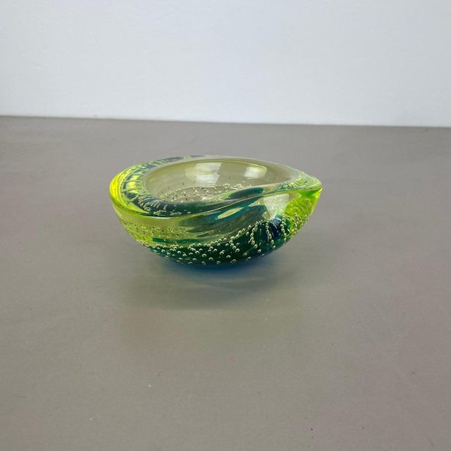 Article: Murano glass bowl element ashtray Origin: Murano, Italy Decade: 1970s This original glass element was produced in...