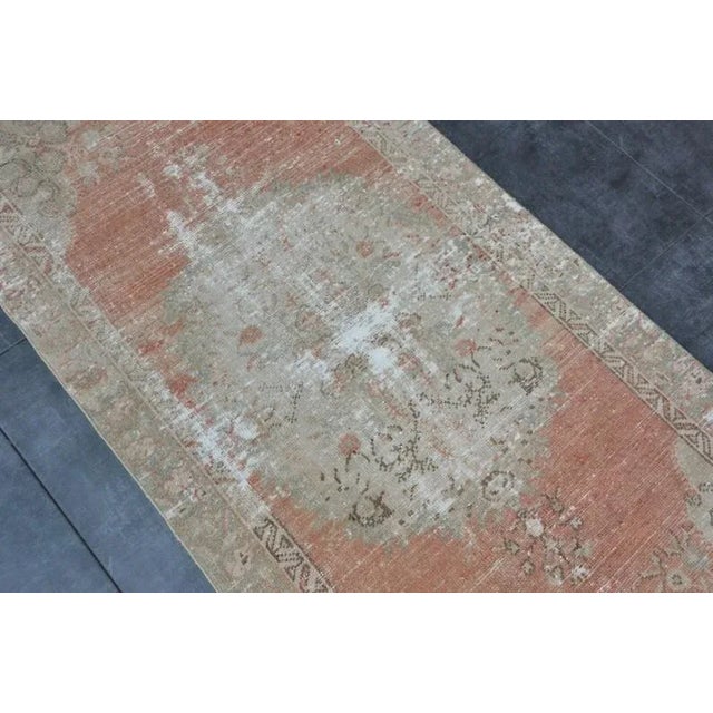 1960s Oushak Vintage Tribal Rug For Sale - Image 6 of 10