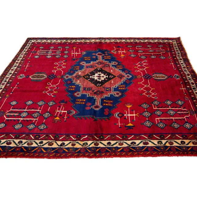 1960s Vintage Shiraz Persian Wool Rug in Red With Medallion Motif For Sale - Image 4 of 7