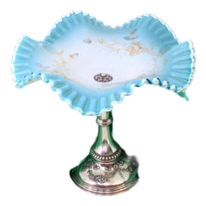 Fruit Bowl Centerpiece in Wavy Glass with Floral Motifs in Gold