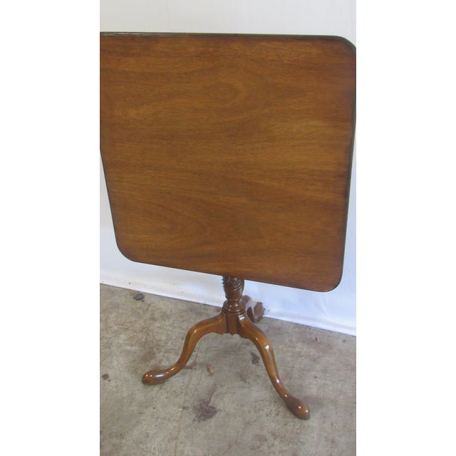 1980s Kittinger Cw Tilt Top Side Table Mahogany For Sale - Image 5 of 7