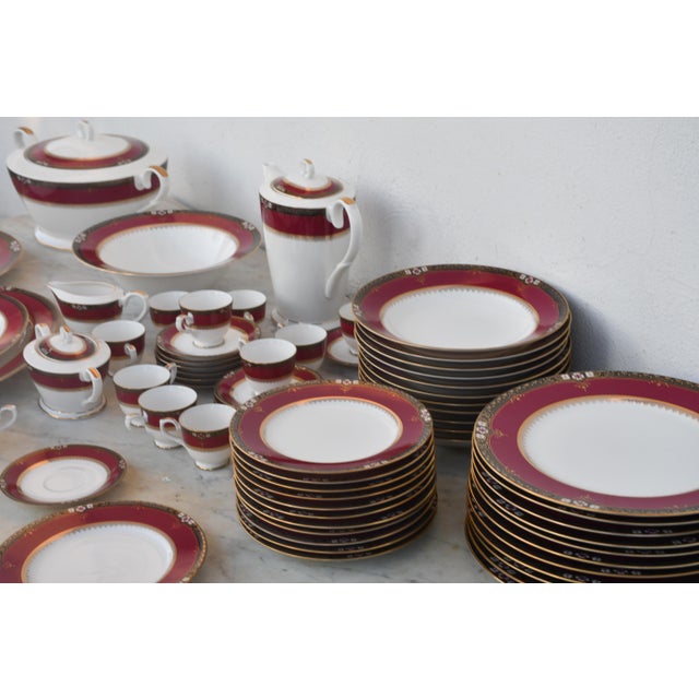 1960s Elegant Mid-Century Japanese Bone China Service for 12 in White and Noble Red For Sale - Image 16 of 17
