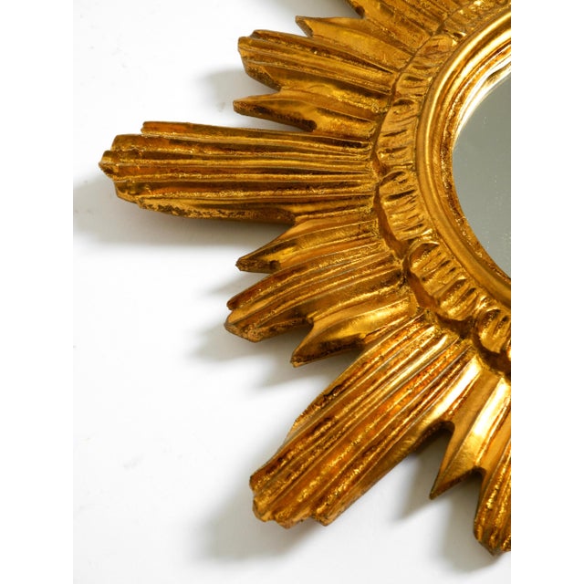 Wood Mid-Century Modern Italian Sunburst Wall Mirror in Wood and Resin, 1950s For Sale - Image 7 of 15