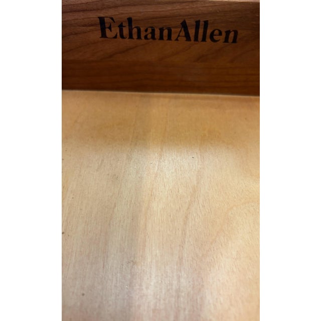 Navy Blue Mid 20th Century Ethan Allen Navy Blue Painted Four-Drawer Chest For Sale - Image 8 of 8