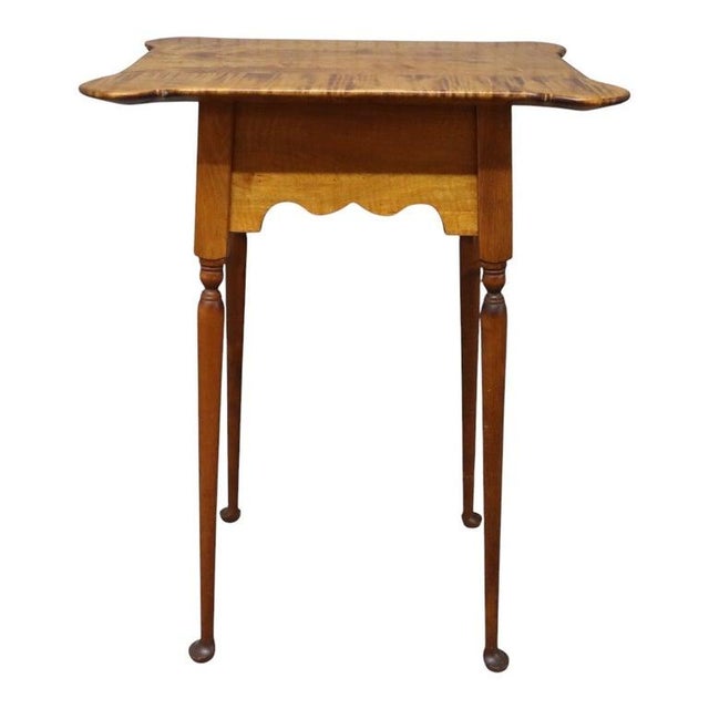 Pair River Bend LTD Federal Tiger Maple Butterfly Top Stands, Signed, 20thC For Sale - Image 12 of 13