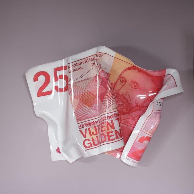 After Paul Ruosso, 25 Gulden Art Piece, 2010, Plastic For Sale - Image 6 of 6