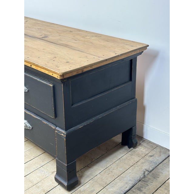 Low Chest of Drawers in Pitch Fir, 1920s For Sale - Image 4 of 9